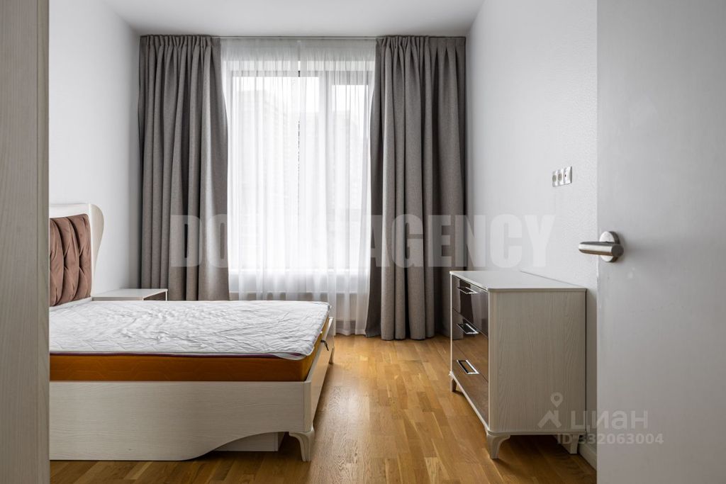 m. Belorusskaya: Apartment, 2-rooms