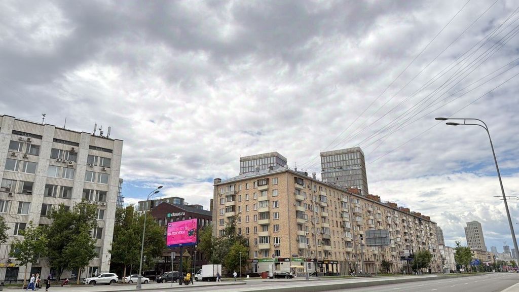 m. Ulitsa 1905 goda: Apartment, 2-rooms