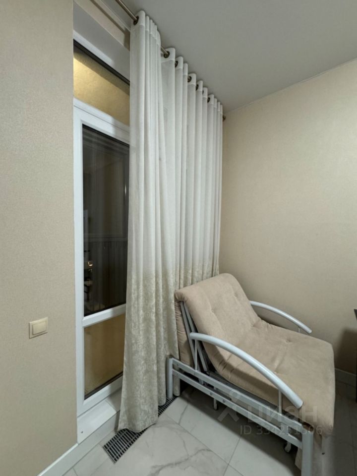 m. Rabochy Poselok: Apartment, 1-rooms