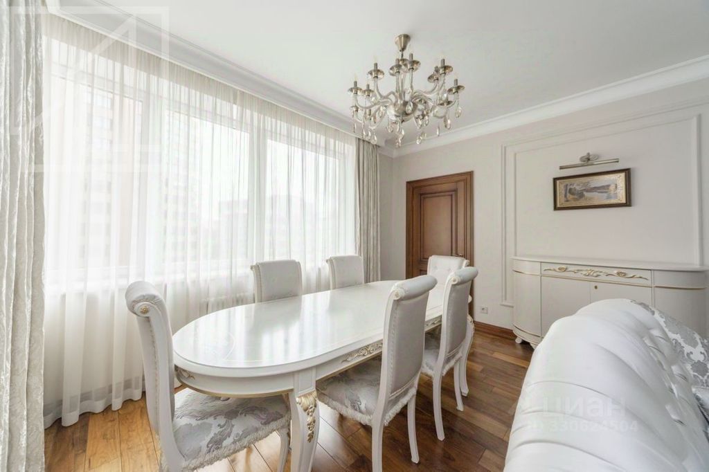 m. Smolenskaya: Apartment, 4-rooms