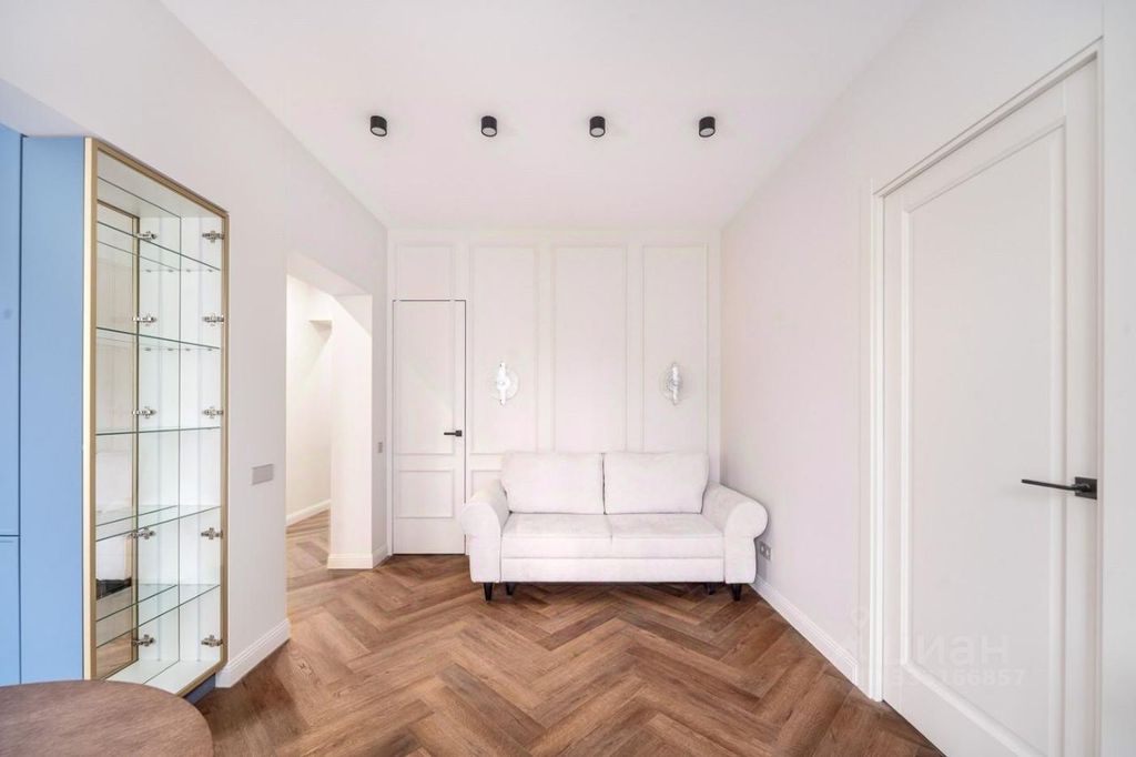 m. Ulitsa 1905 goda: Apartment, 2-rooms