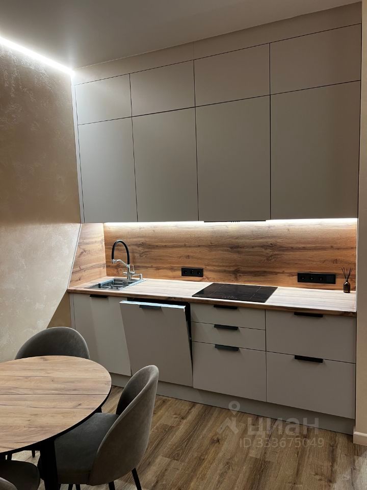 m. Alekseevskaya: Apartment, studio