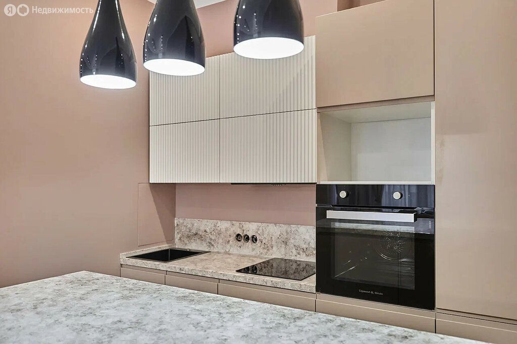 m. Minskaya: Apartment, 3-rooms