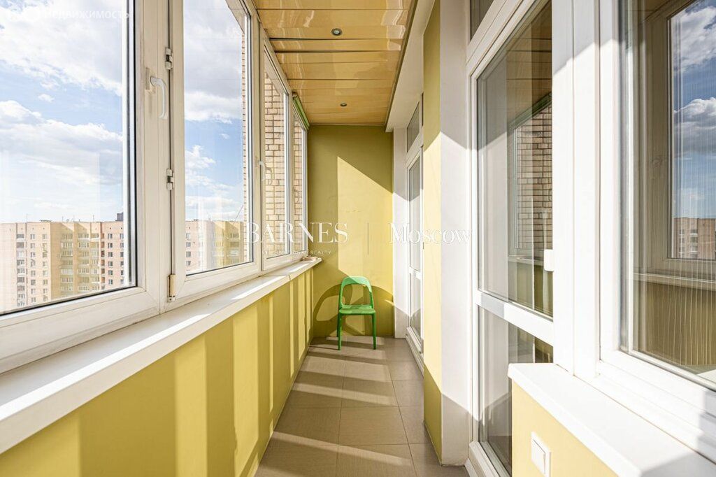 m. Krasnopresnenskaya: Apartment, 2-rooms