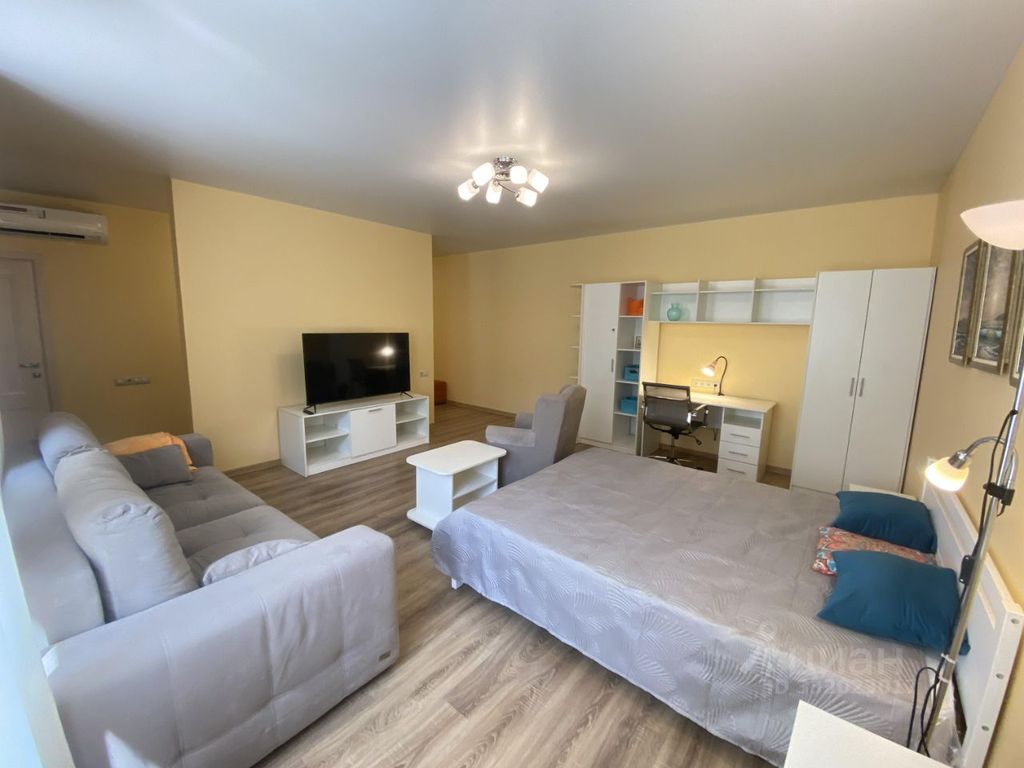 m. Aminyevskaya: Apartment, 1-rooms