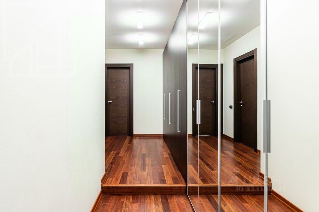 m. Okhotny ryad: Apartment, 4-rooms