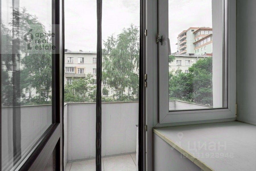 m. Mayakovskaya: Apartment, 2-rooms