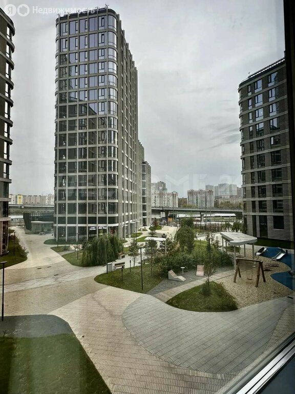 m. ZIL: Apartment, 1-rooms