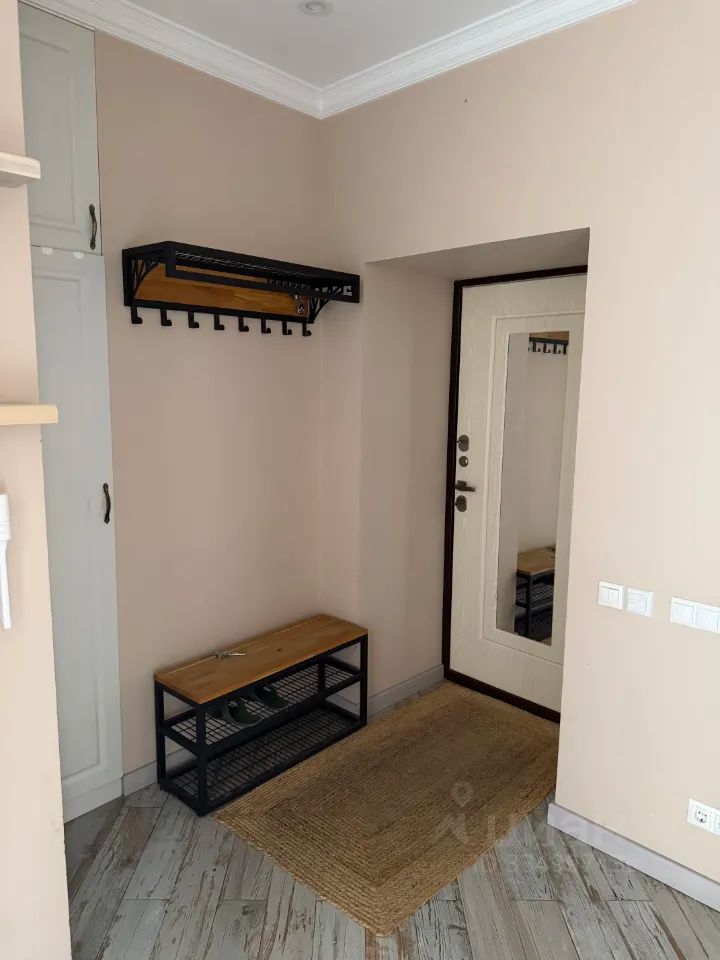 m. Krasnye vorota: Apartment, 2-rooms