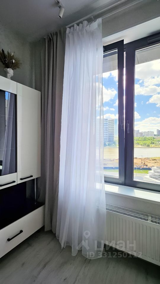 m. ZIL: Apartment, studio