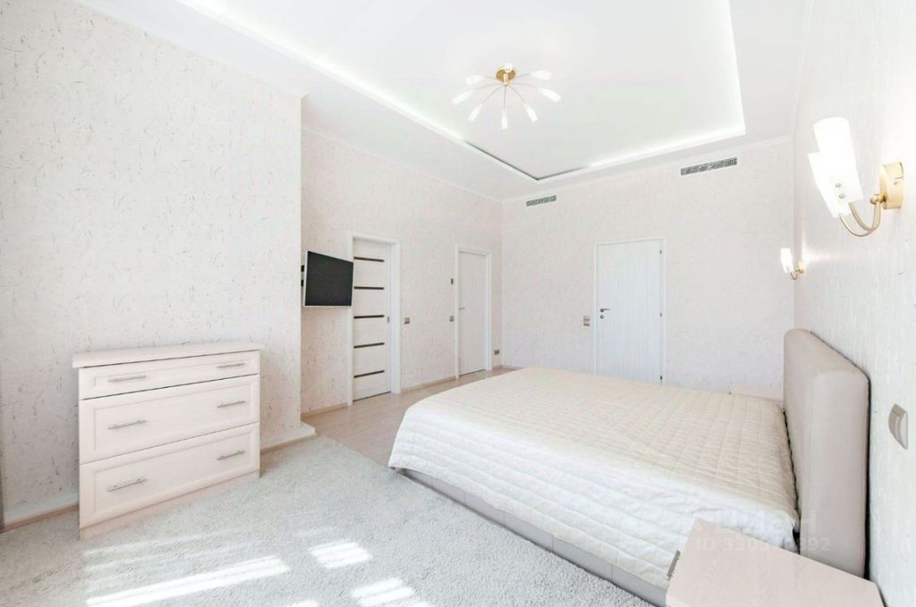 m. Smolenskaya: Apartment, 4-rooms