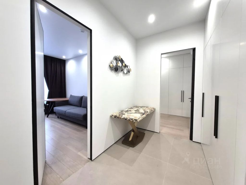 m. Serp i Molot: Apartment, 2-rooms