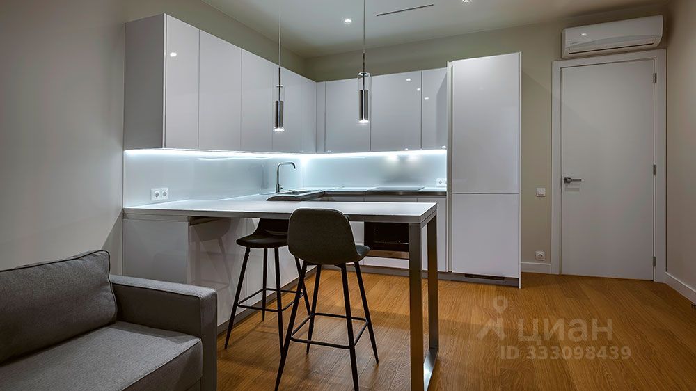 m. Bagrationovskaya: Apartment, 2-rooms