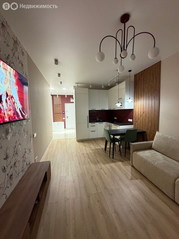 m. Dubrovka: Apartment, 2-rooms