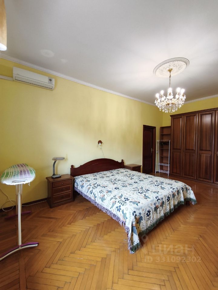 m. Kievskaya: Apartment, 2-rooms