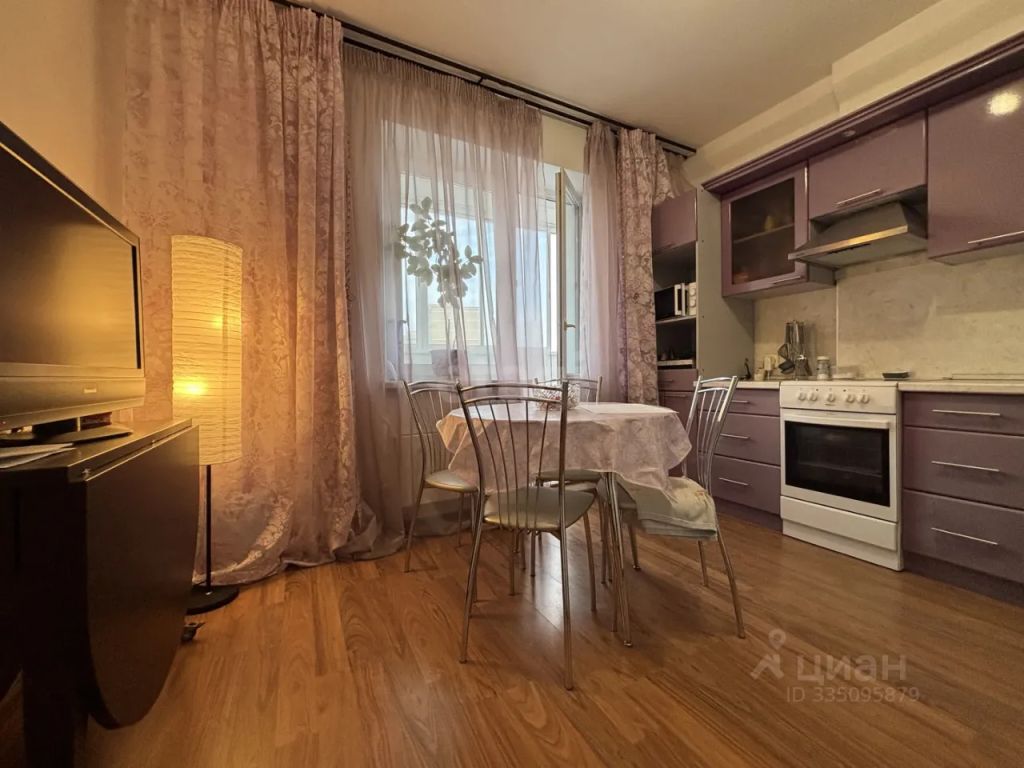 m. Ippodrom: Apartment, 1-rooms