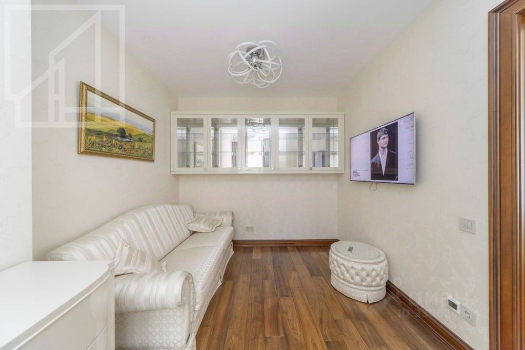 m. Smolenskaya: Apartment, 4-rooms