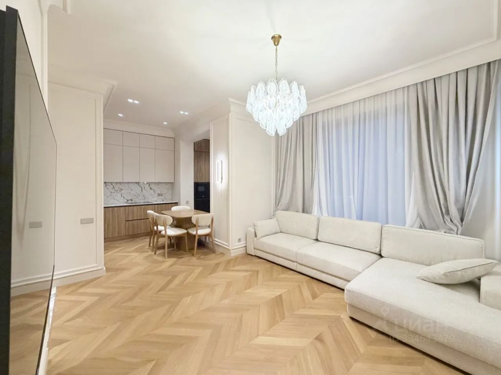 m. Ulitsa Sergeya Eyzenshteyna: Apartment, 2-rooms