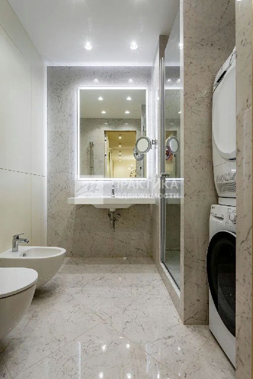 m. Ulitsa 1905 goda: Apartment, 3-rooms