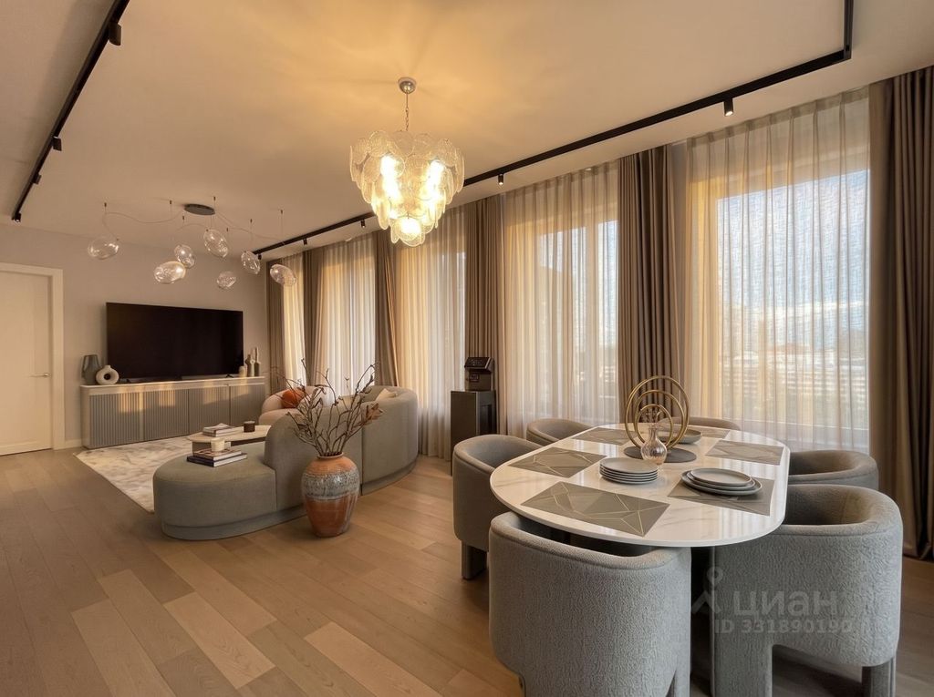 m. Ulitsa 1905 goda: Apartment, 4-rooms