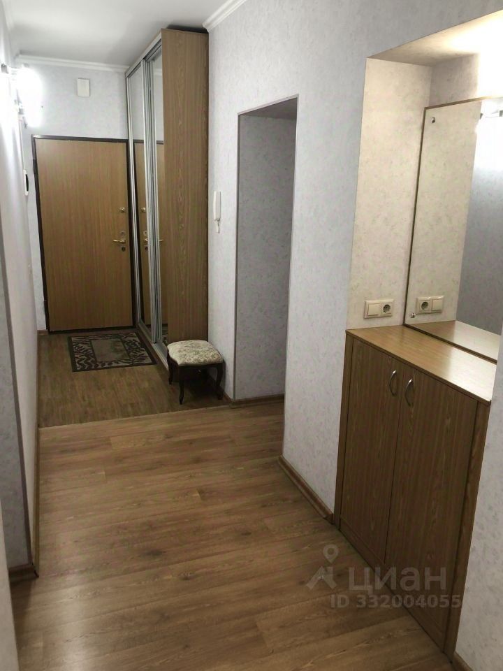 m. Krasny Baltiets: Apartment, 2-rooms