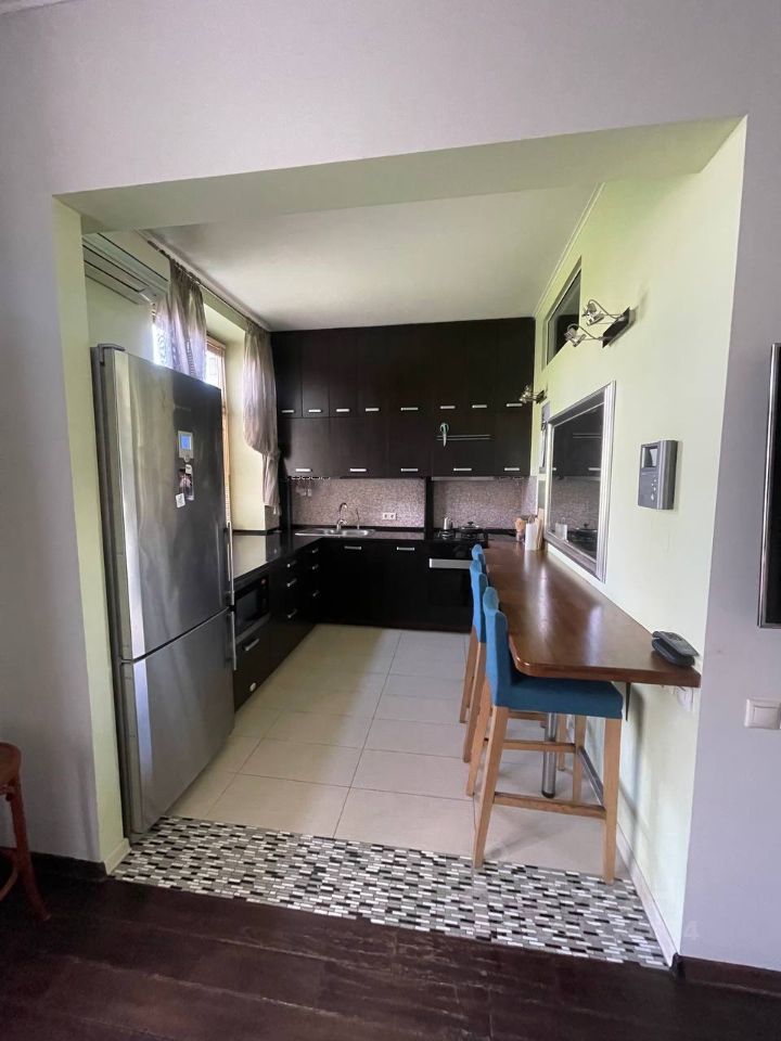 m. Oktyabrskoe pole: Apartment, 2-rooms