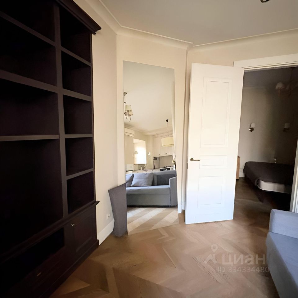 m. Tverskaya: Apartment, 2-rooms