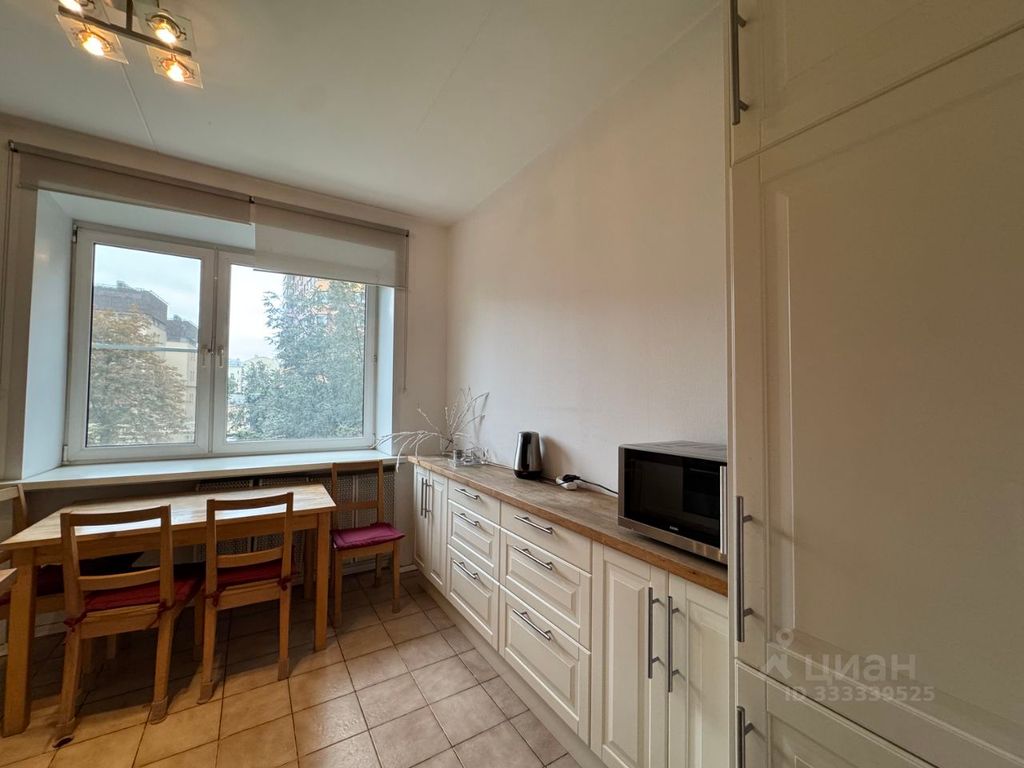 m. Smolenskaya: Apartment, 2-rooms