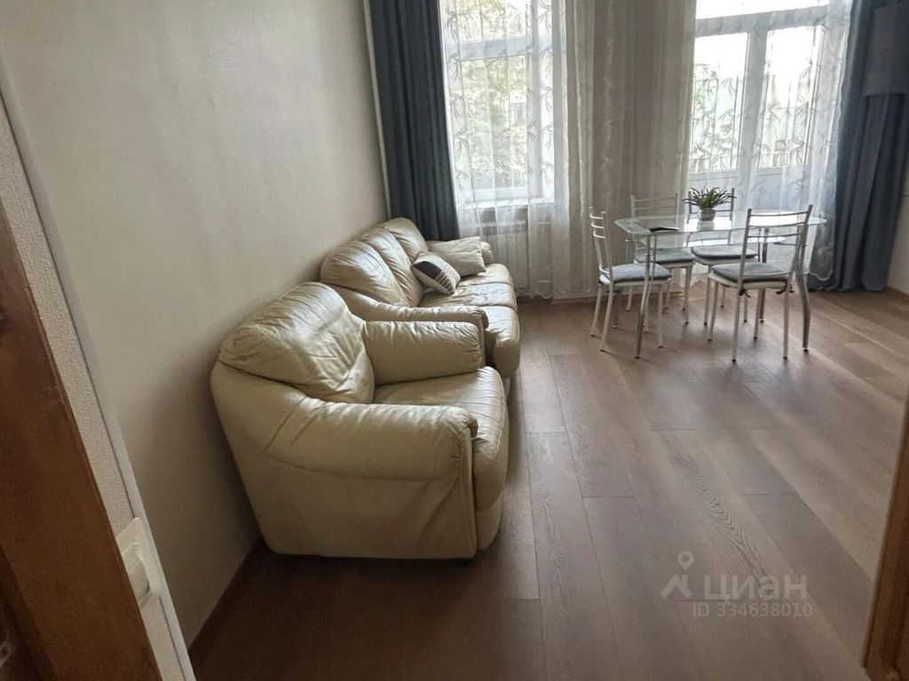 m. Okhotny ryad: Apartment, 2-rooms