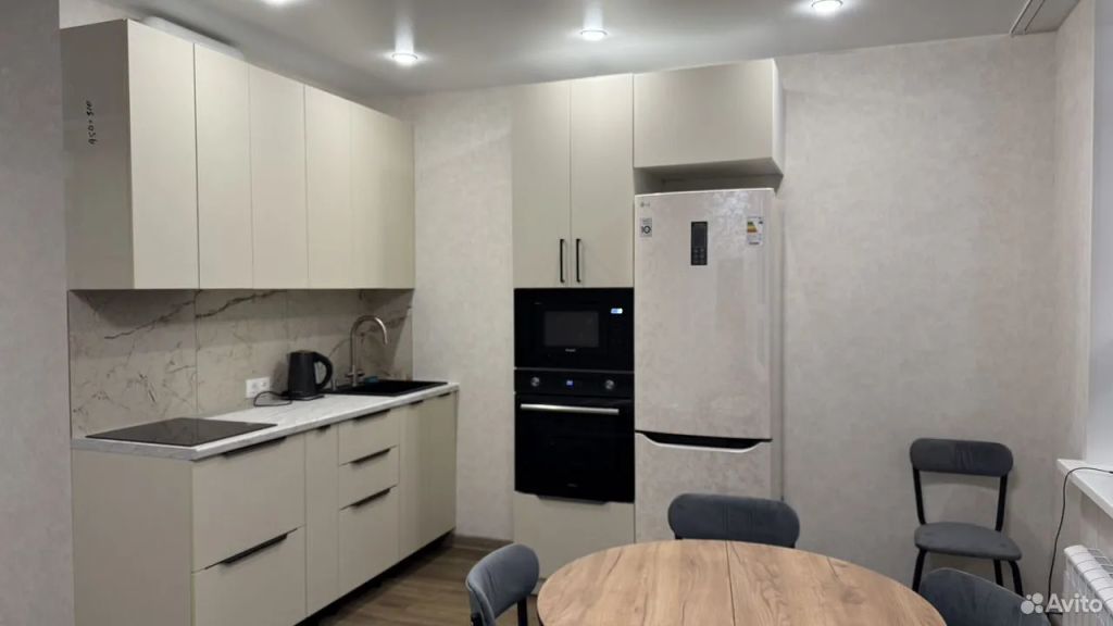 m. Krasnogorskaya: Apartment, studio