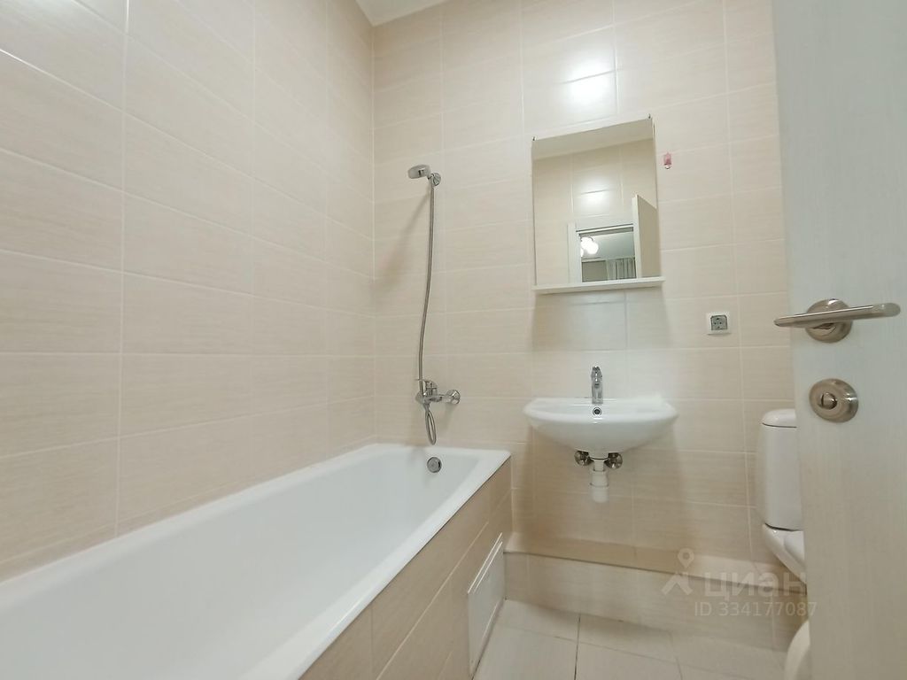 m. Pyatnitskoe shosse: Apartment, 2-rooms