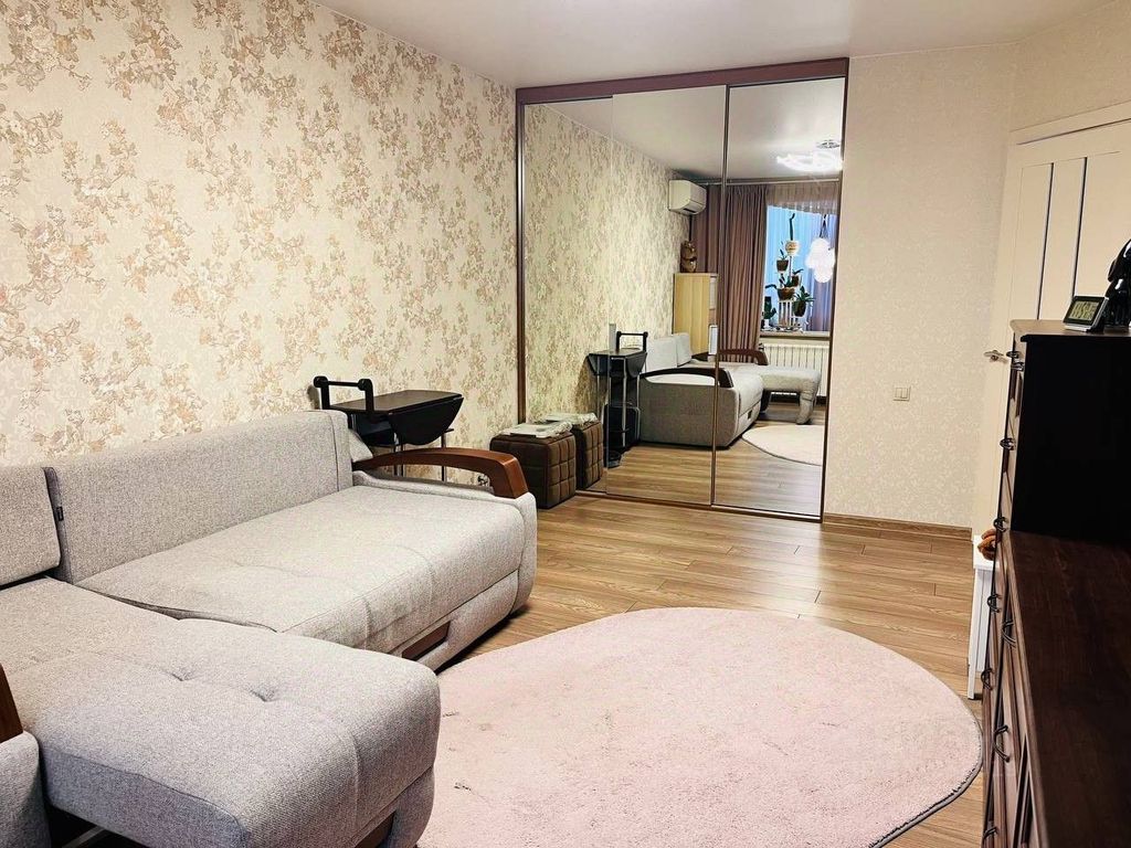 m. Levoberezhnaya: Apartment, 1-rooms