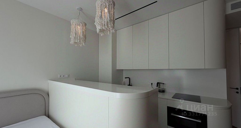 m. Maryina Roscha: Apartment, studio