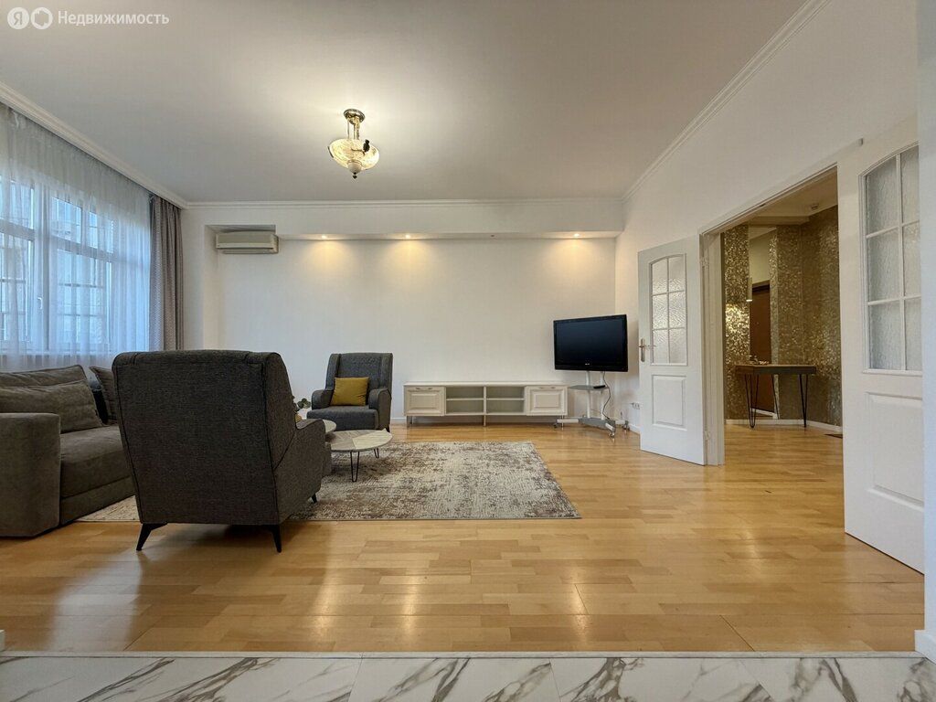 m. Michurinsky prospekt: Apartment, 2-rooms
