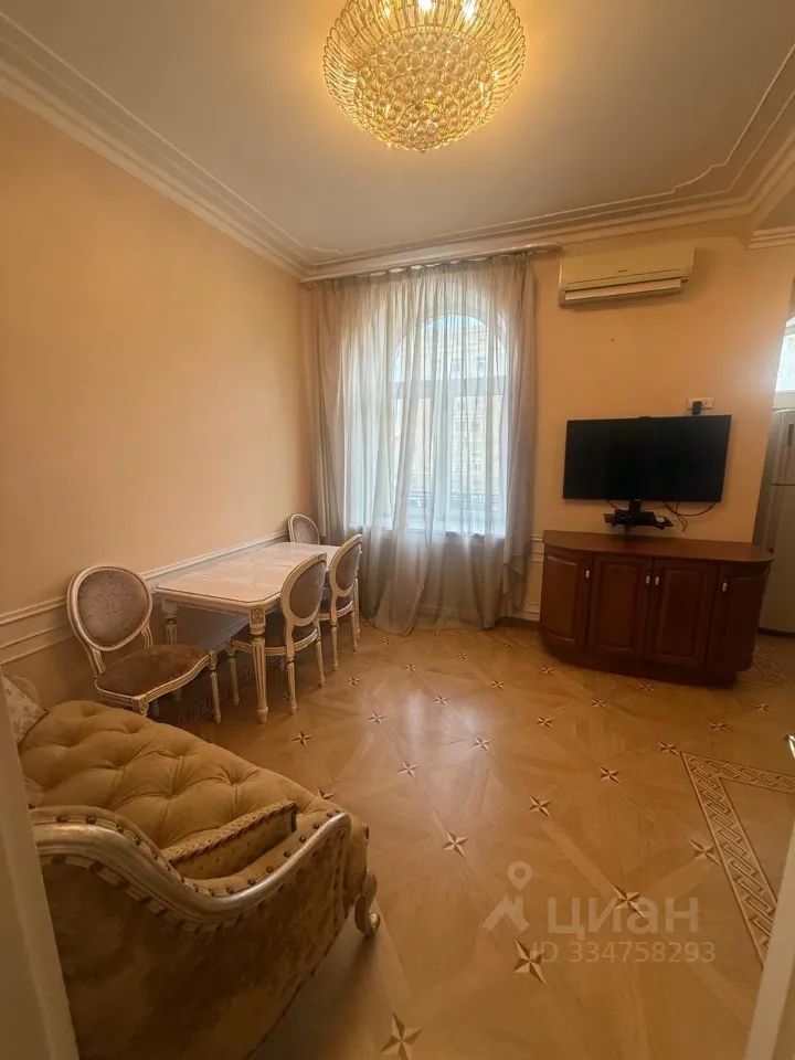 m. Kutuzovskaya: Apartment, 2-rooms