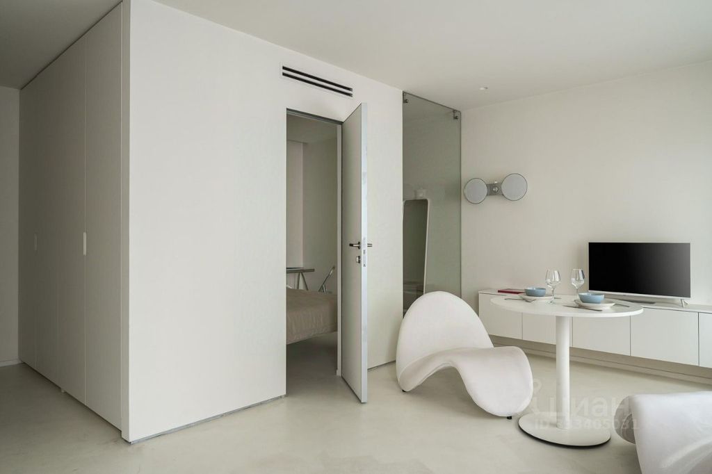 m. Ploschad trekh vokzalov: Apartment, 1-rooms