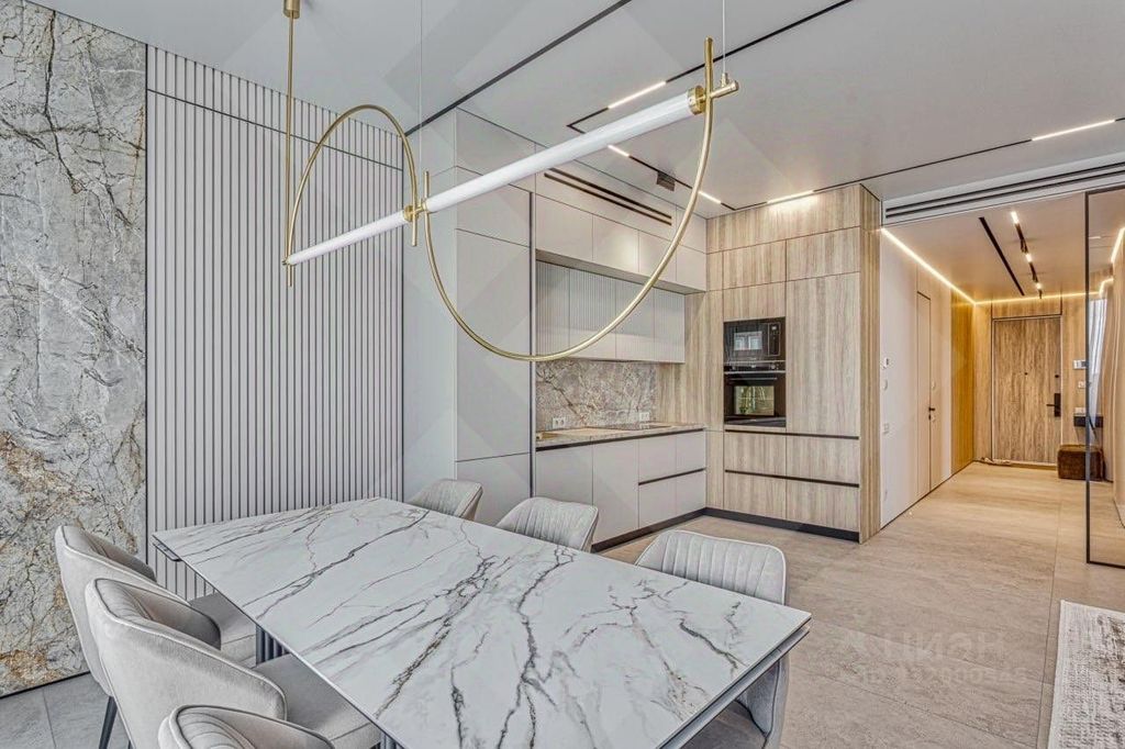 m. Trikotazhnaya: Apartment, 3-rooms
