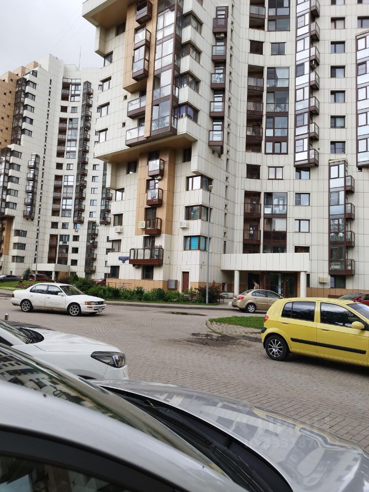 m. Levoberezhnaya: Apartment, 2-rooms