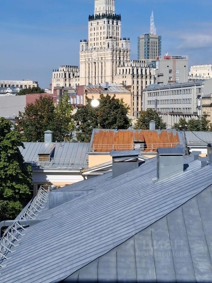 m. Krasnye vorota: Apartment, 2-rooms