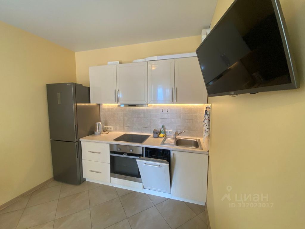 m. Aminyevskaya: Apartment, 1-rooms
