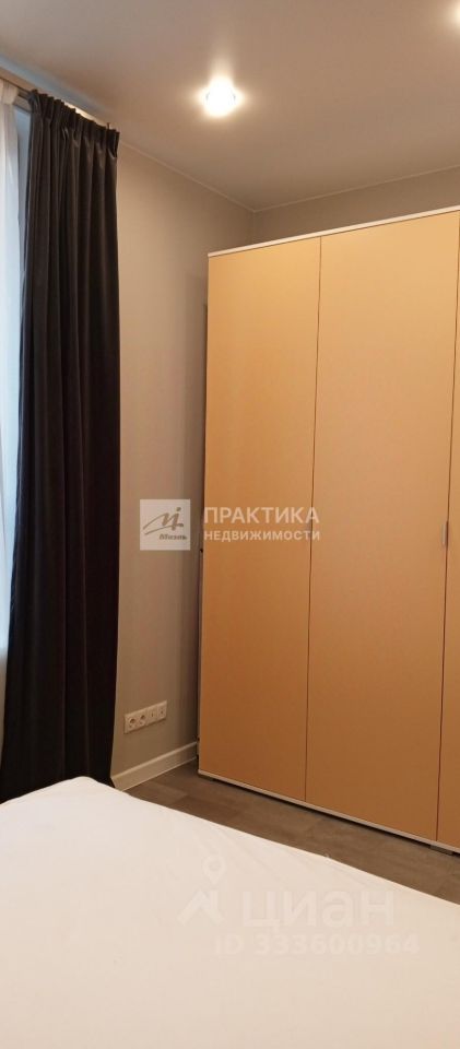 m. ZIL: Apartment, 1-rooms