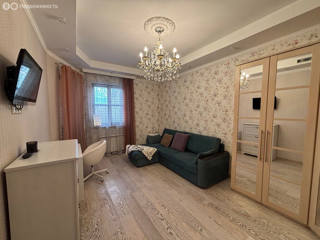 m. Sportivnaya: Apartment, 3-rooms