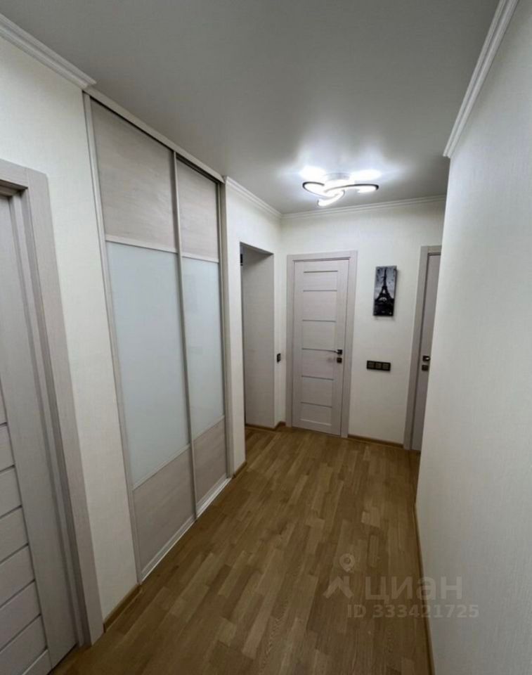 m. Ploschad trekh vokzalov: Apartment, 2-rooms