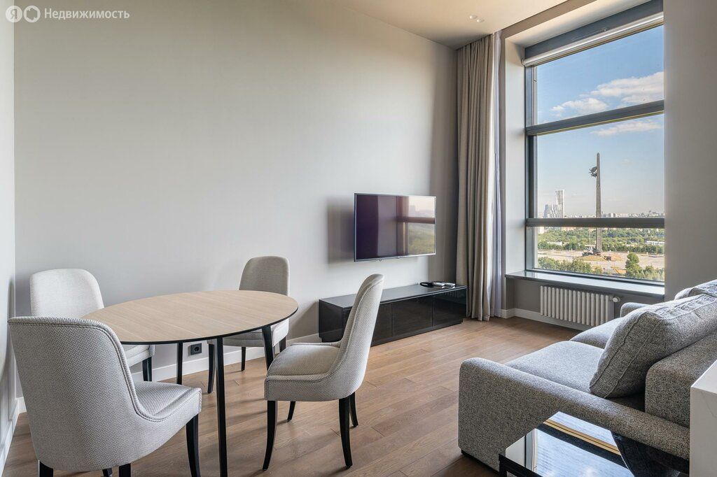 m. Bagrationovskaya: Apartment, 3-rooms