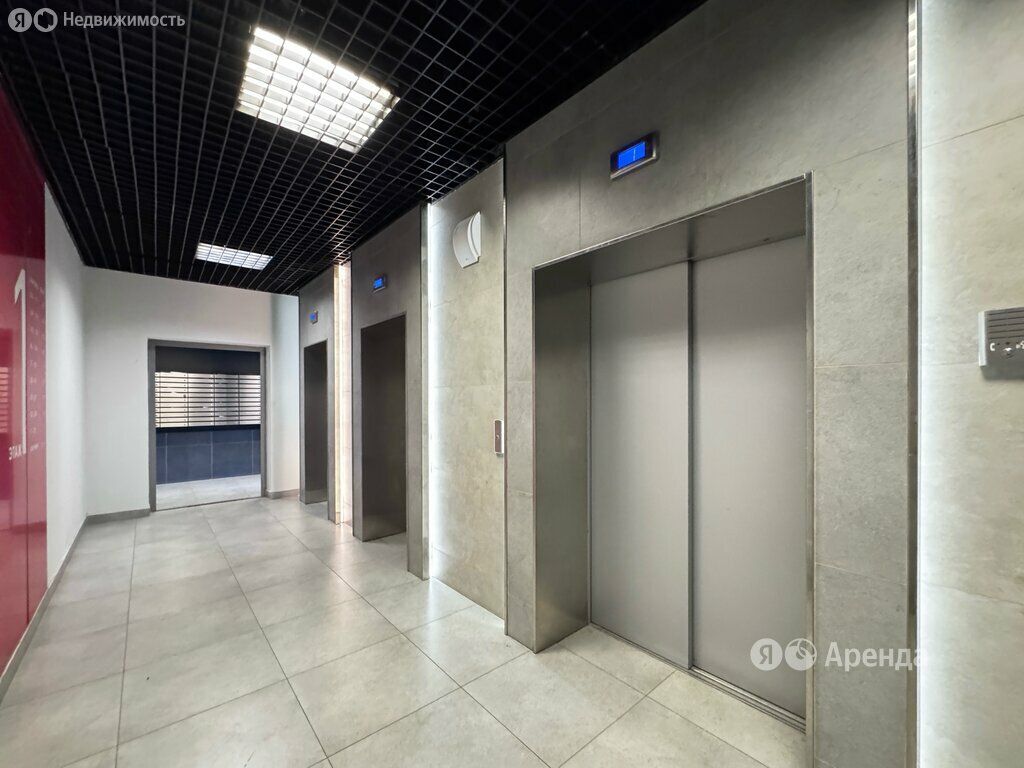 m. ZIL: Apartment, 1-rooms