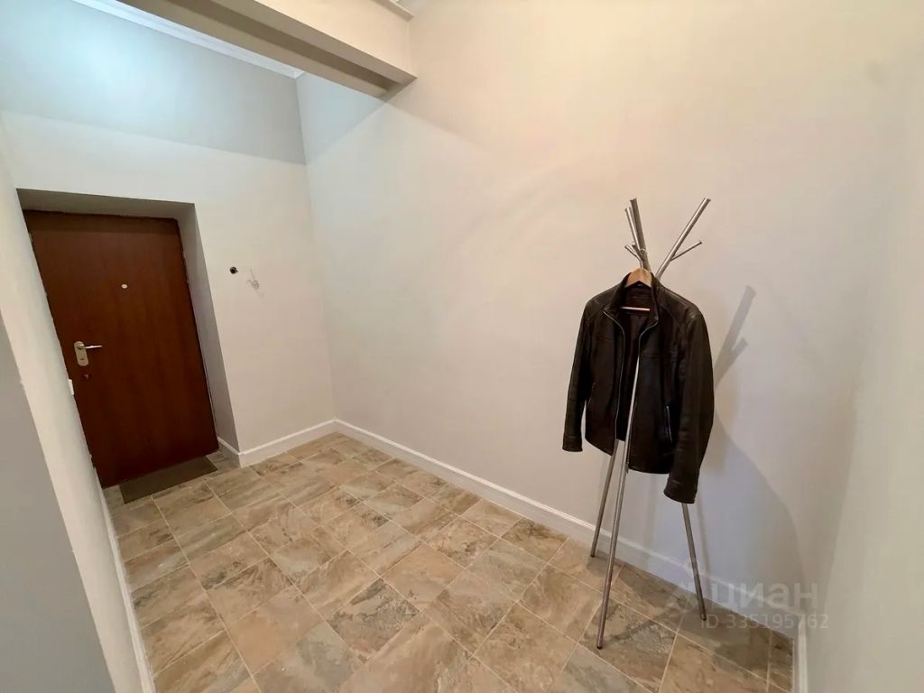 m. Shabolovskaya: Apartment, 1-rooms