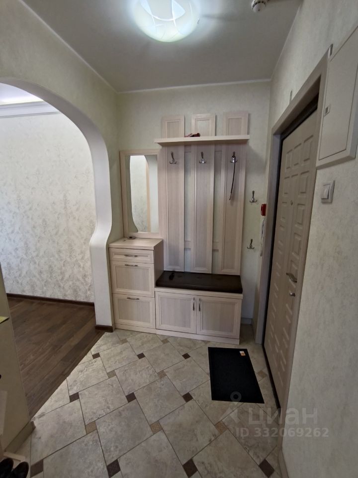 m. Myakinino: Apartment, 2-rooms