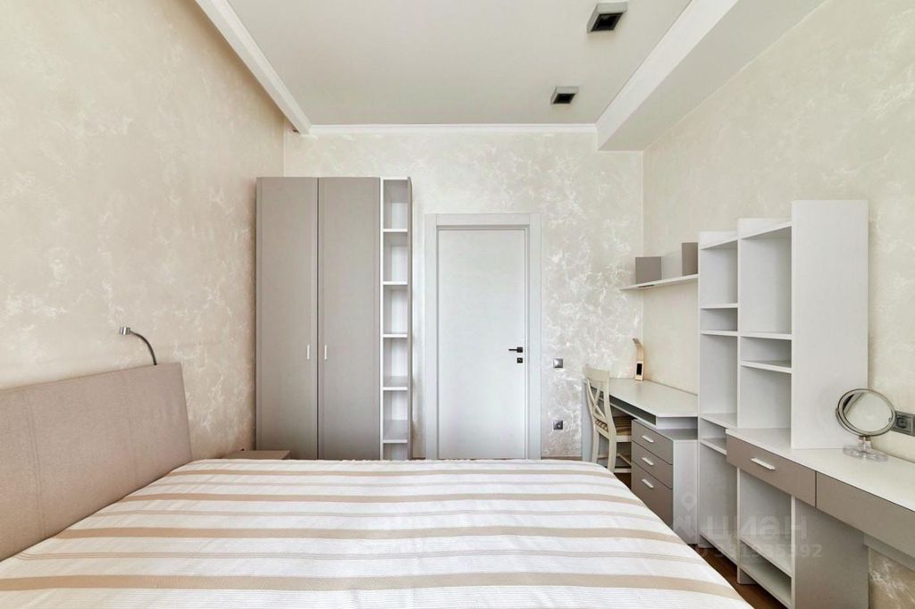 m. Rimskaya: Apartment, 2-rooms