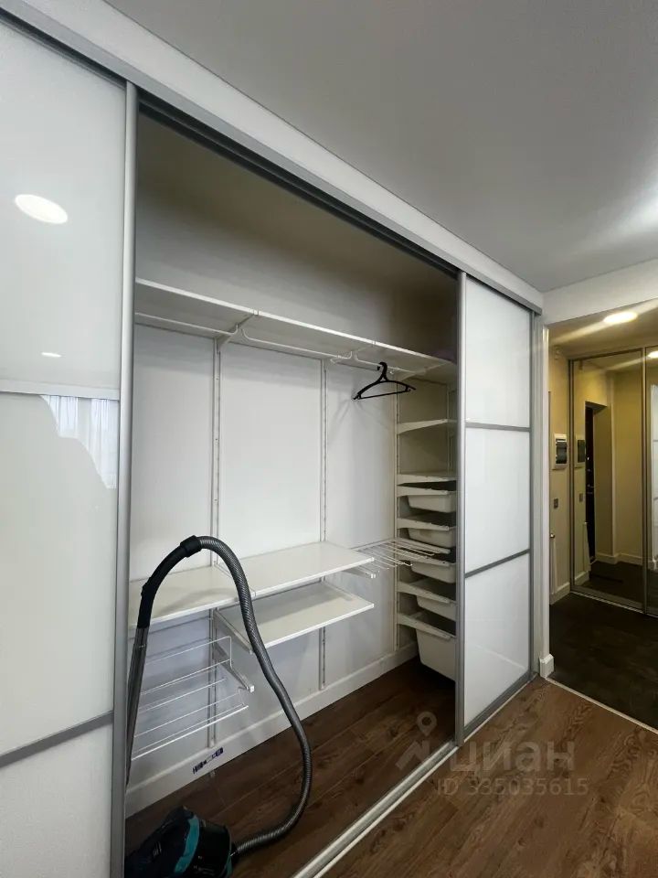m. Oktyabrskaya: Apartment, 1-rooms