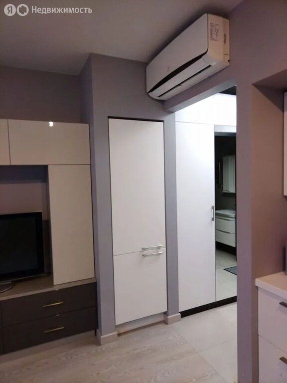 m. Fili: Apartment, studio